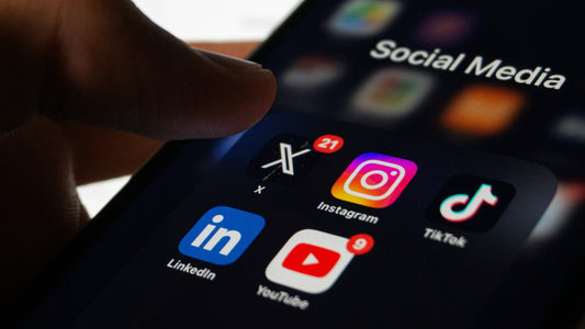 Desconéctate Para Reconectarte: Cómo las Pausas de las Redes Sociales Benefician Tu Mente